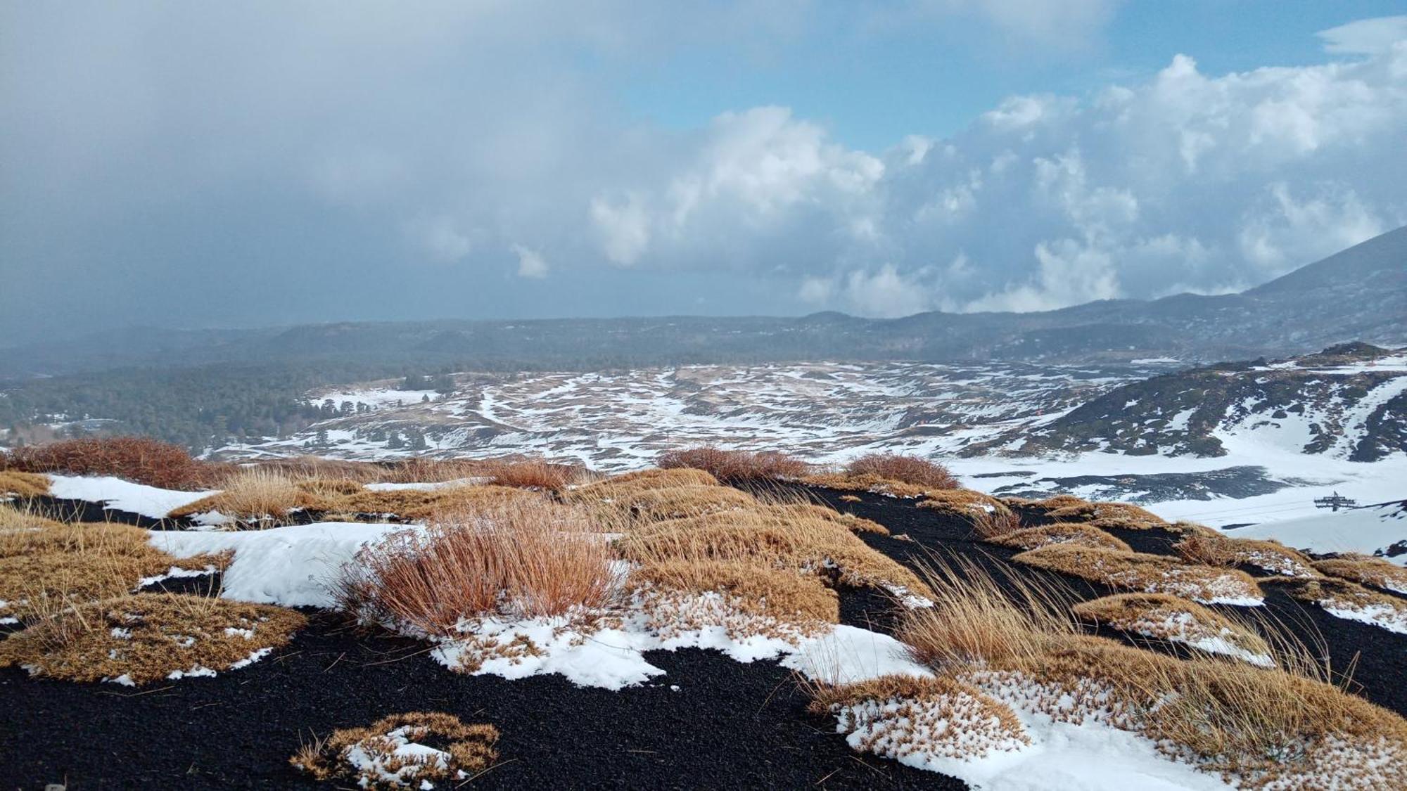 La Finestra Sull'Etna Villa Linguaglossa Bagian luar foto